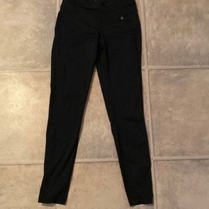 4 pairs of leggings, grey is M, black S , Other black S, Other black is M